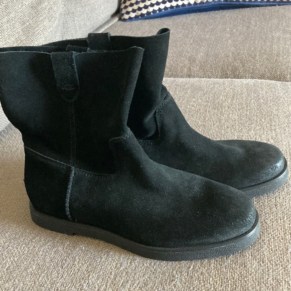 UGG Josephene women’s leather boots new without box - Picture 1 of 11
